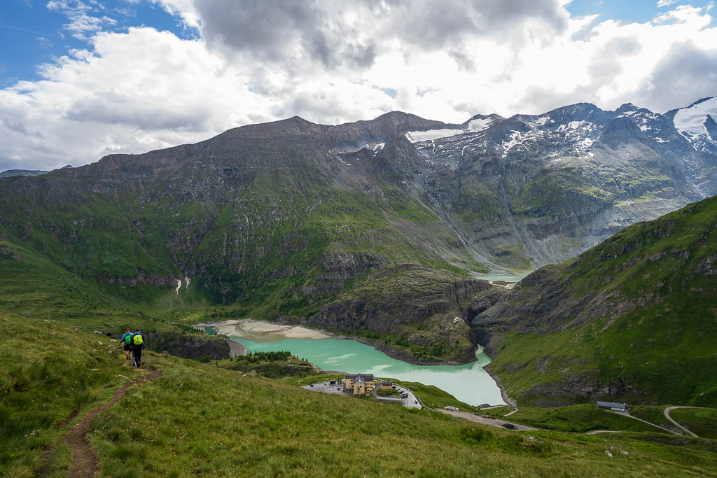 Blick auf den Margaritzenstausee beim Abstieg zum Glocknerhaus