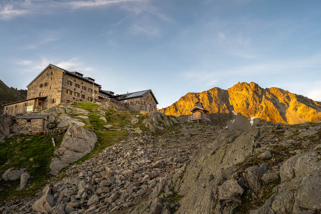 Alpenglühen über der Braunschweiger Hütte