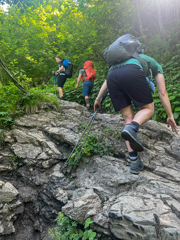 Aufstieg zur Kemptner Hütte über Felsen
