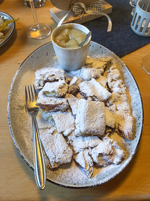 Kaiserschmarrn auf der Braunschweiger Hütte