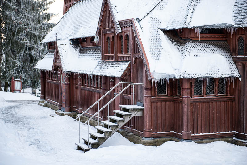 Detailaufnahme der Stabkirche in Hahnenklee