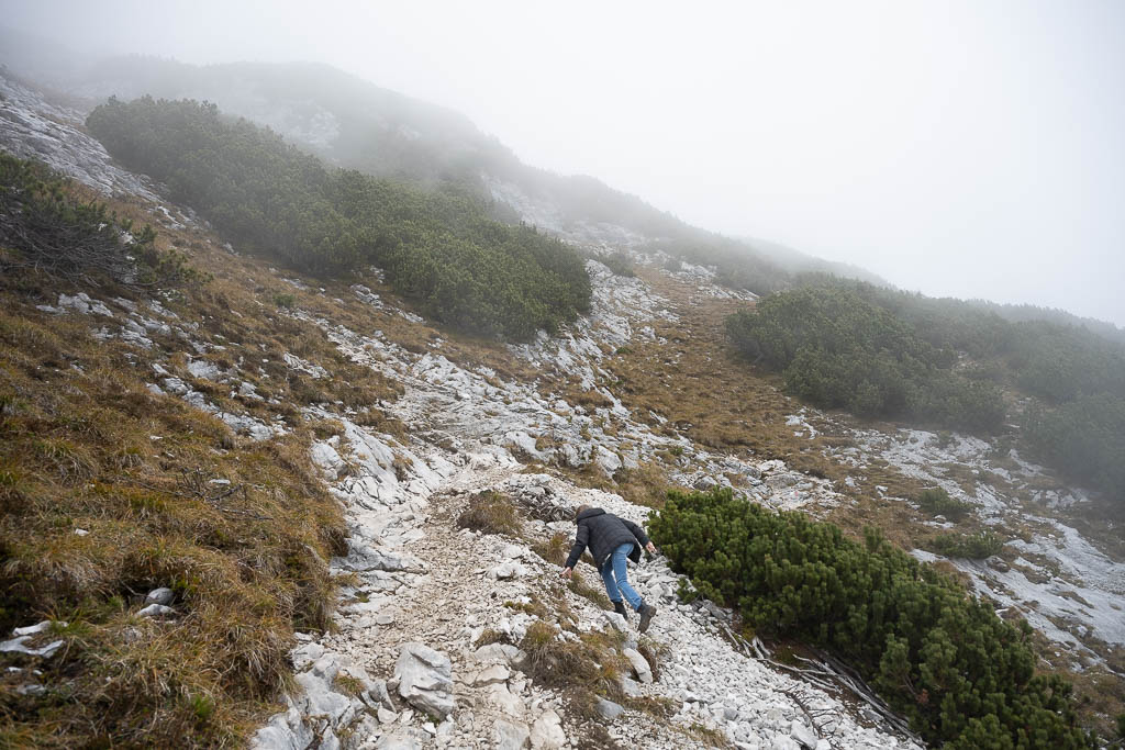 Der steile Wanderweg zur Hohen Munde