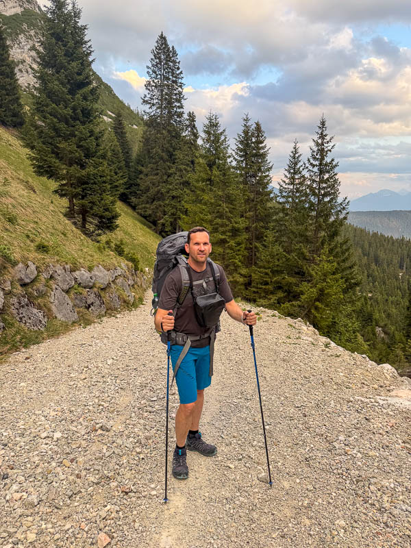 Thomas auf dem Wanderweg zur Wangalm